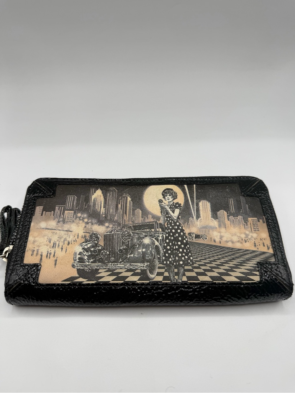 Vintage icon Los Angeles art deco big city night Painted Leather Wallet Zipper